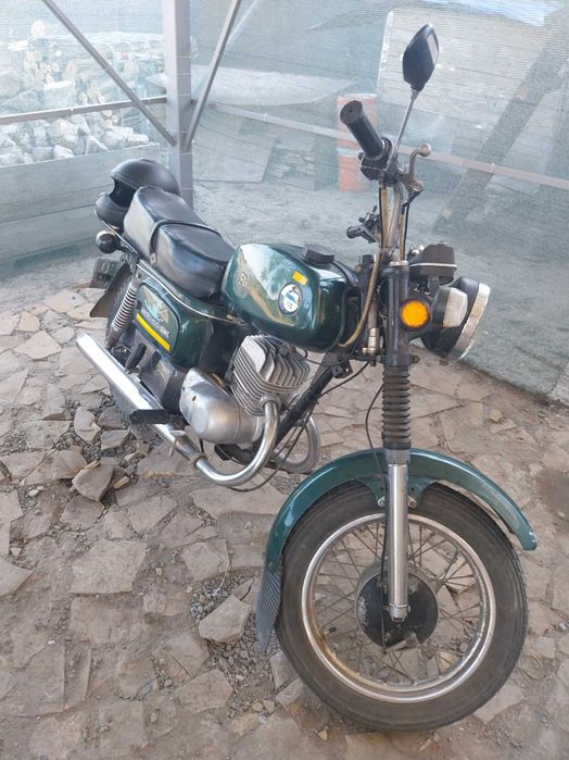 Motocicleta Voshod 3M