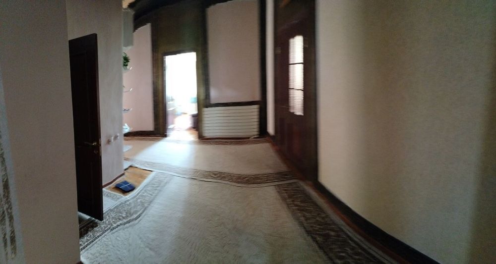 Уй сотилади. Дала ховли