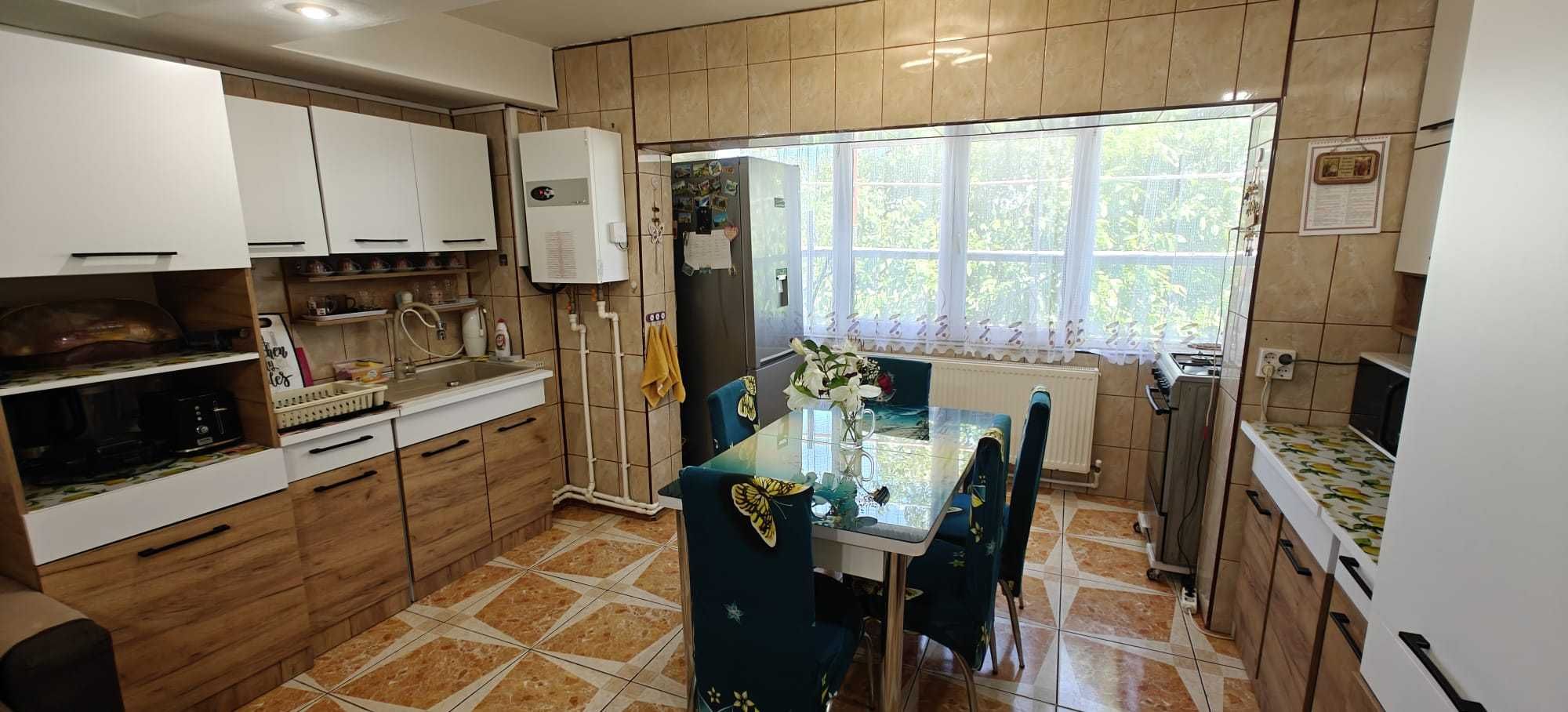Apartament de vânzare în centrul orașului Murfatlar – zonă Primărie