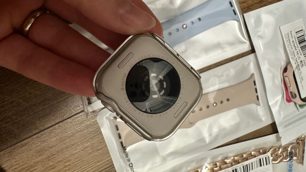 Apple Watch SE, Carcasa starlight, Aluminium 40 mm