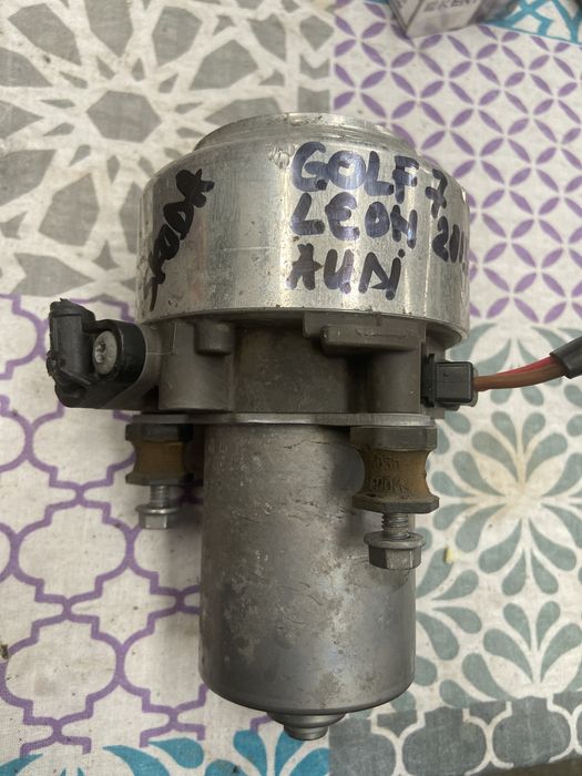 Pompa vacum sistem franare 5Q0612181 vw golf 7 skoda audi leon