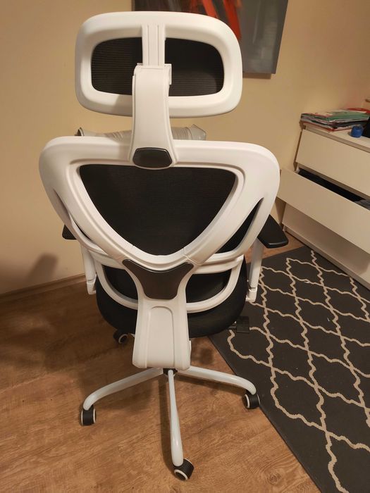 регулируем геймърски/офис стол, почти нов