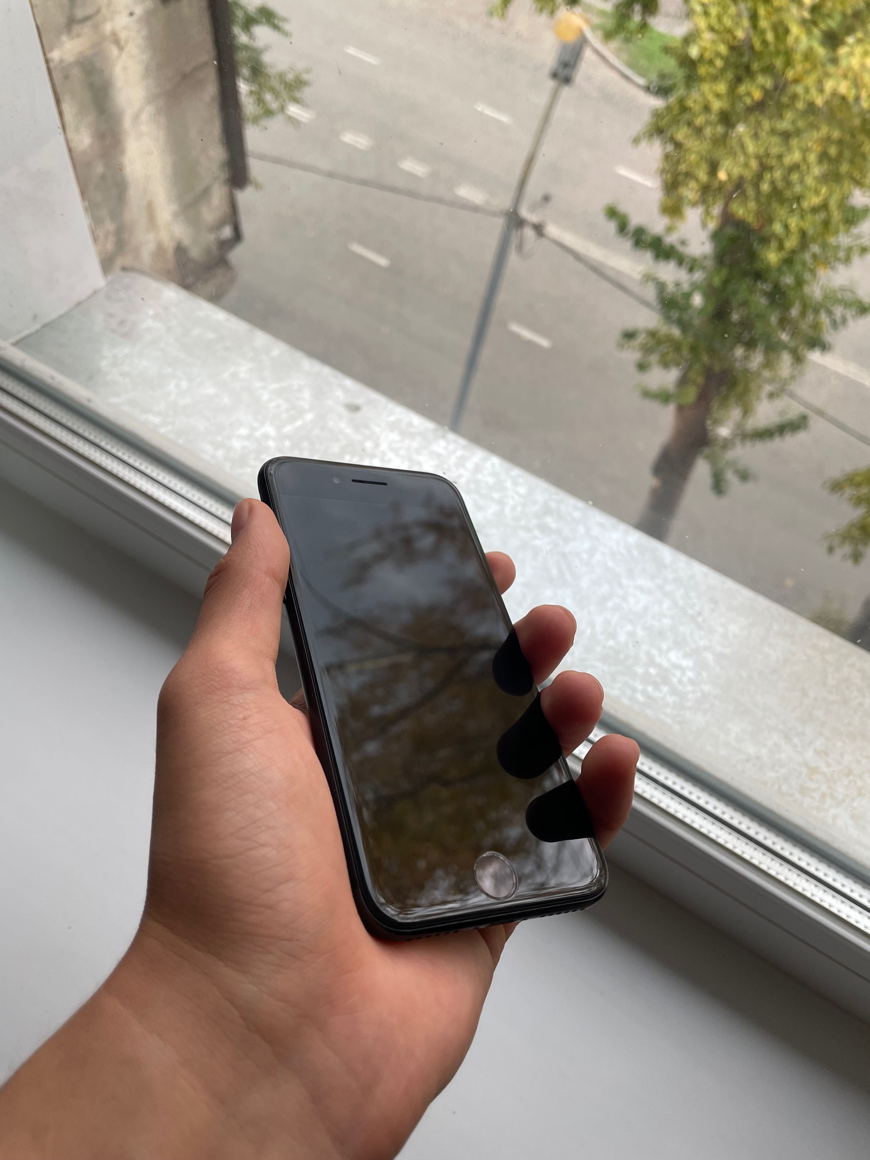 iPhone SE - Айфон СЕ 2020 В Идеале