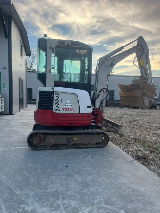 Miniexcavator takeuchi ,2,6 tone ,2017