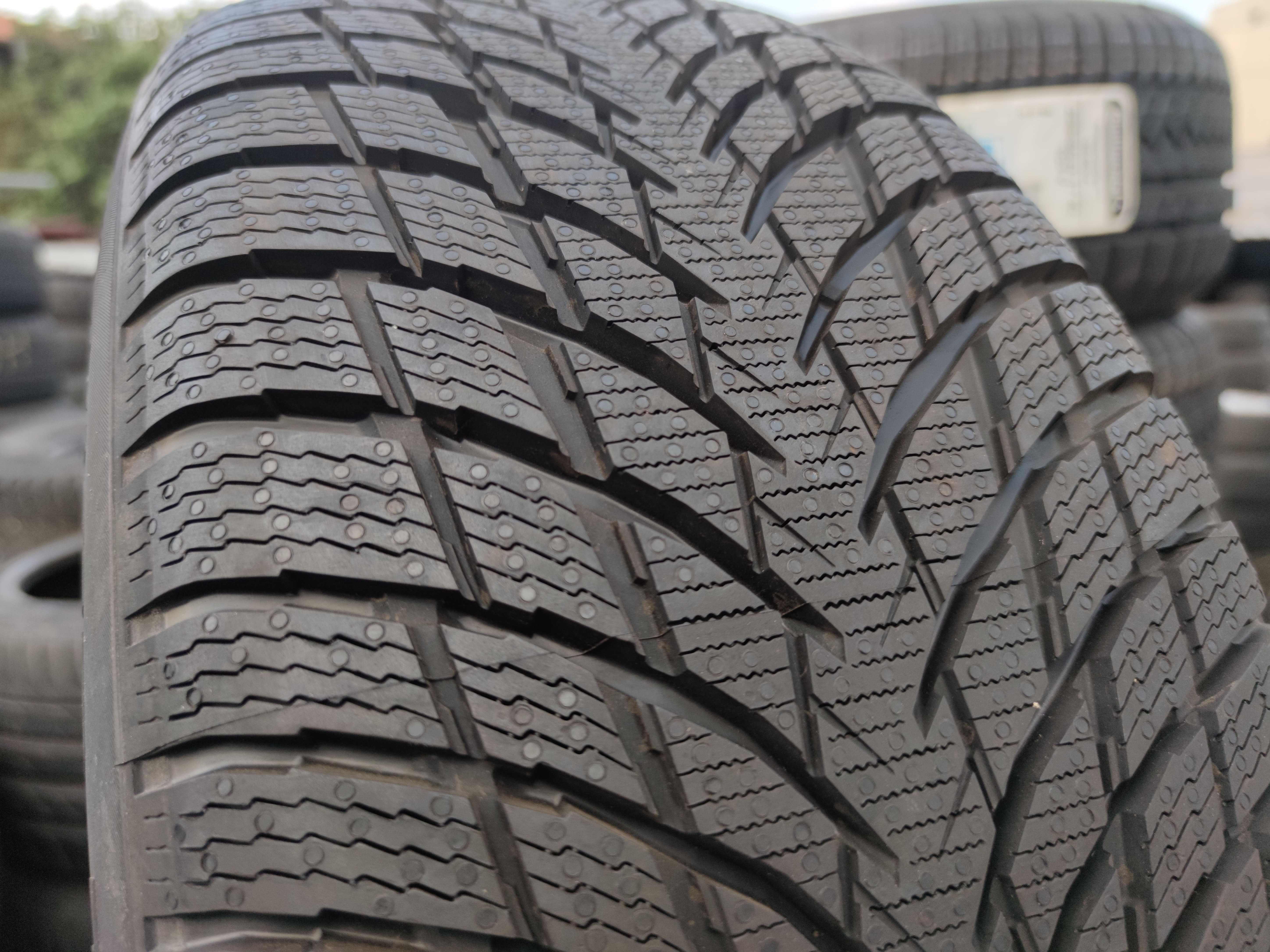 4бр Нови Зимни Гуми 235 50 18 - Nokian - DOT 2021