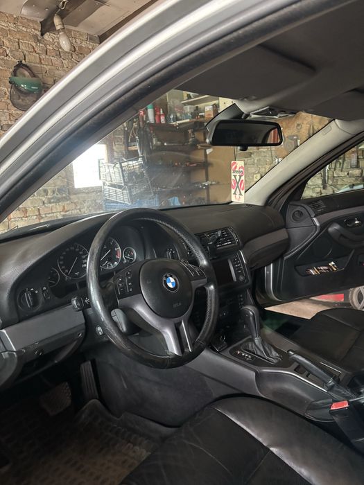 BMW E39 530I 2000г.