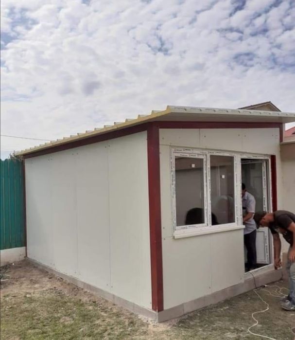 Containere modulare din panouri