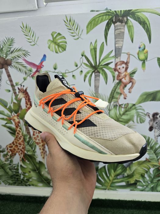 Adidas Terrex Voyager
