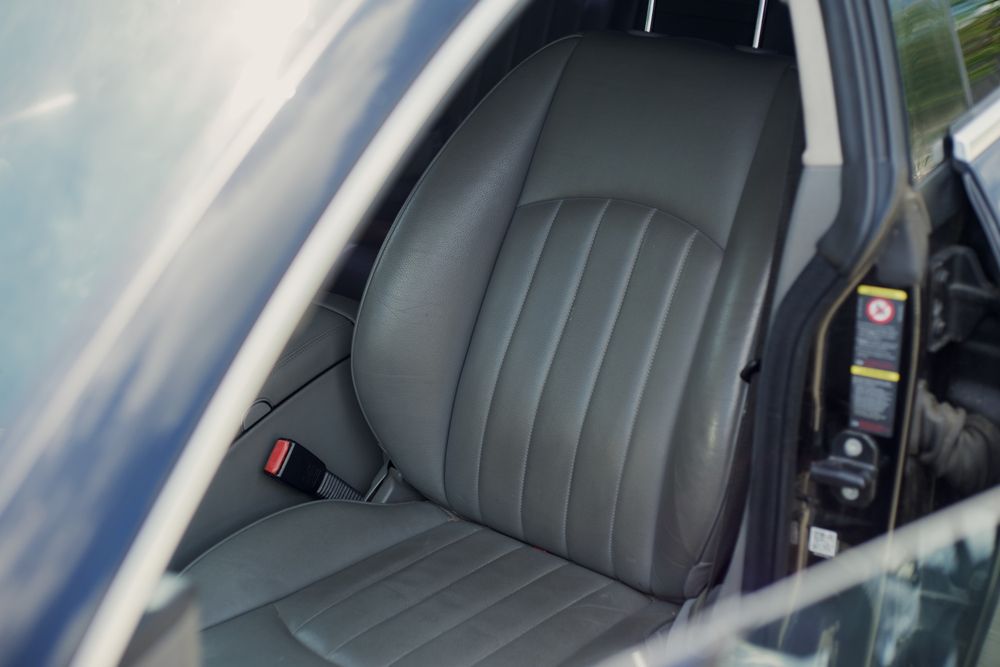 Interior complet gri Mercedes CLS W219 stop far bara turbo debitmetre