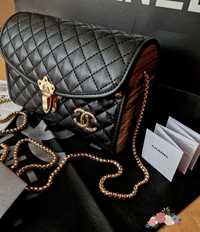 Geanta Chanel,editie limitată, logo metalic, saculet, eticheta