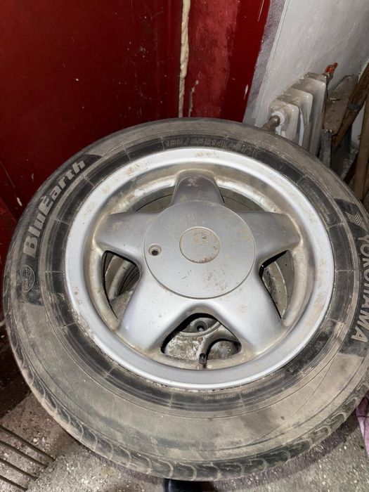 Продам летние шины с диском в комплекте. В хорошем состоярие.