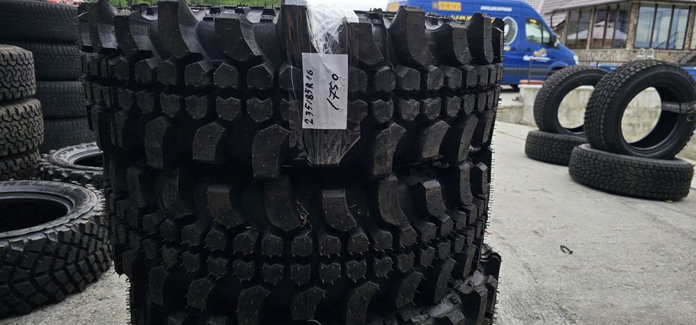 235 85 R 16 off road M.Ziarelli cal 2