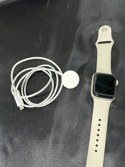 Apple watch series SE(Шымкент спортивный 6 лот 794301)