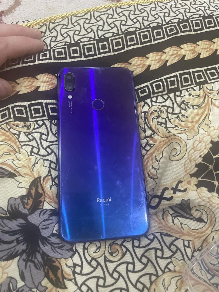 Redmi not 7 pro srochni sotiladi