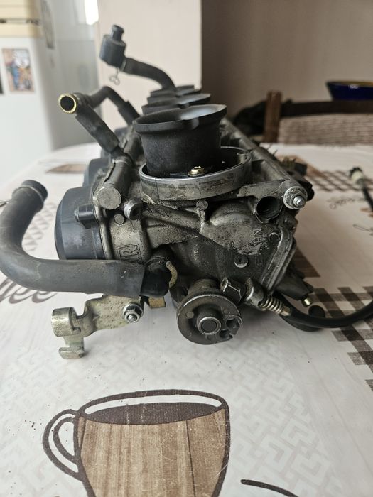 Карбуратори за Yamaha YZF R6 (1999-2002)