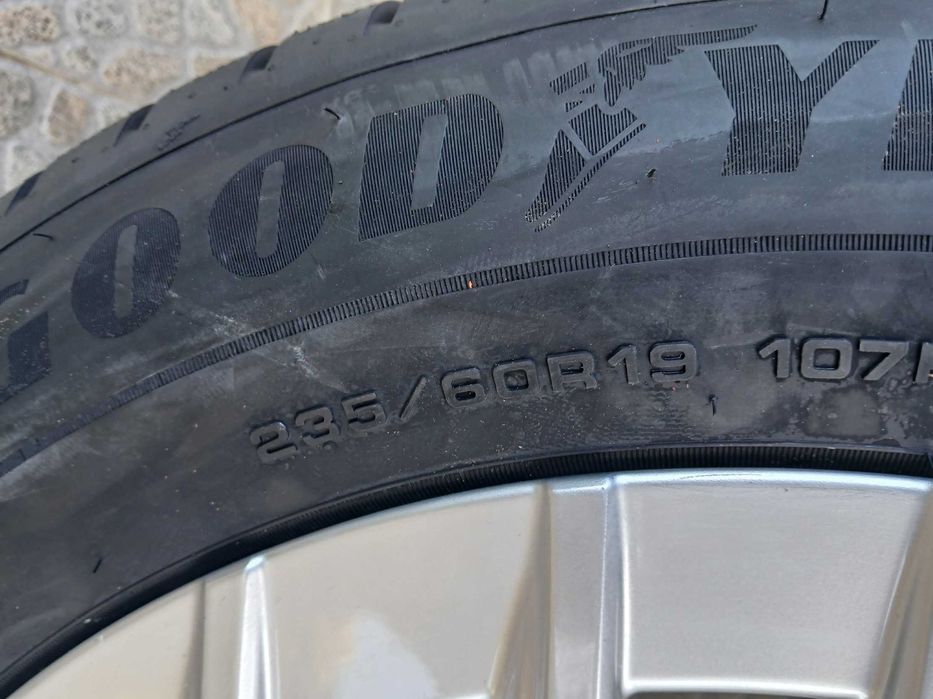 Джанти Lexus със зимни гуми