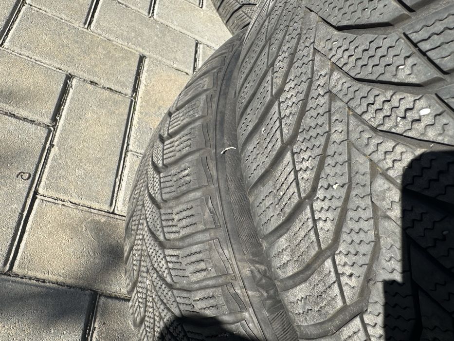 Jante BMW r17 style 122 cu cauciucuri de iarna