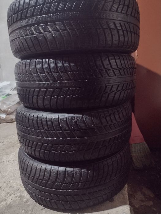 Джанти със зимни гуми 205/55/16