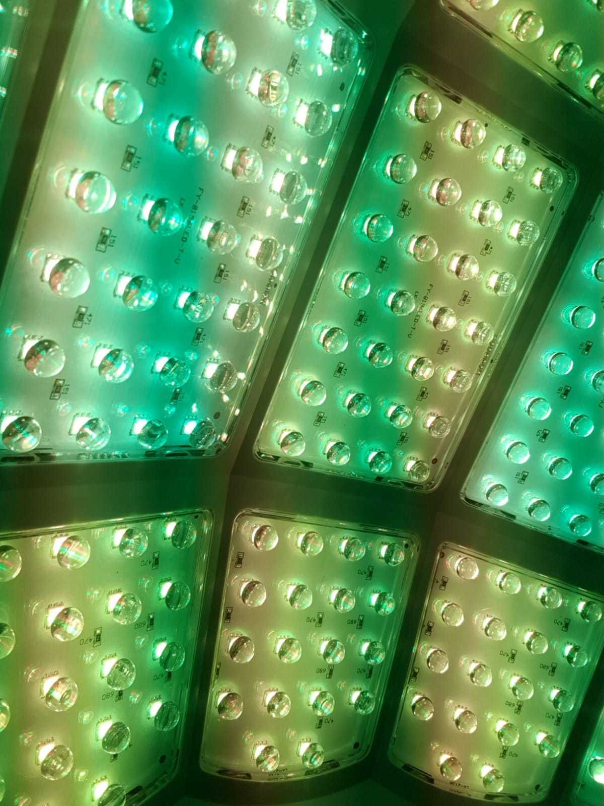 Aparat regenerare faciala - tratament pe baza de lumina