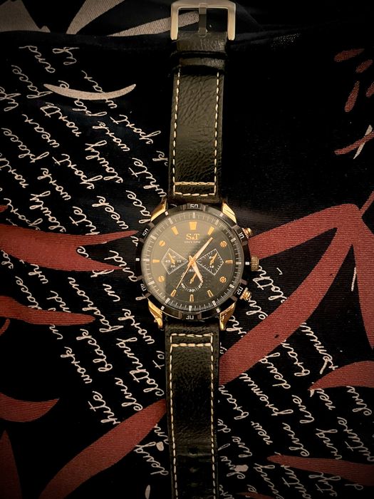 Часовник S&T оргинален