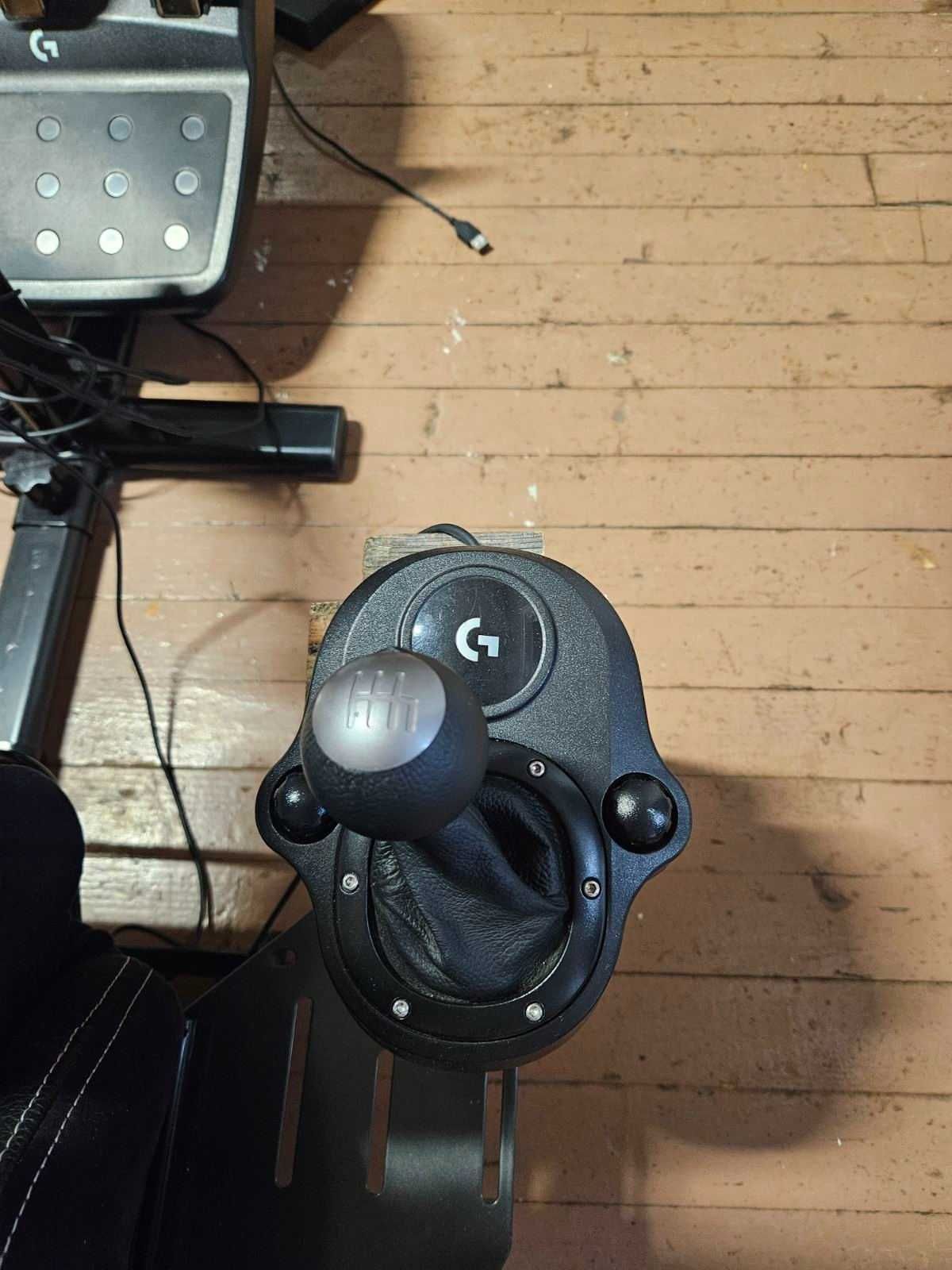 Симулатор playseat evolution и logitech G923