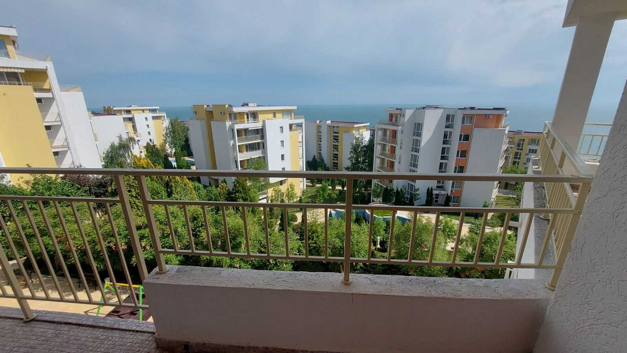 Продава се Двустаен апартамент в Свети Влас - 65 кв.м за 1108 €/кв.м - Снимка #16