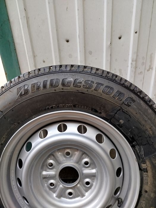 Продам колесо в сборе на Mitsubishi Pajero,L 200 ,r16