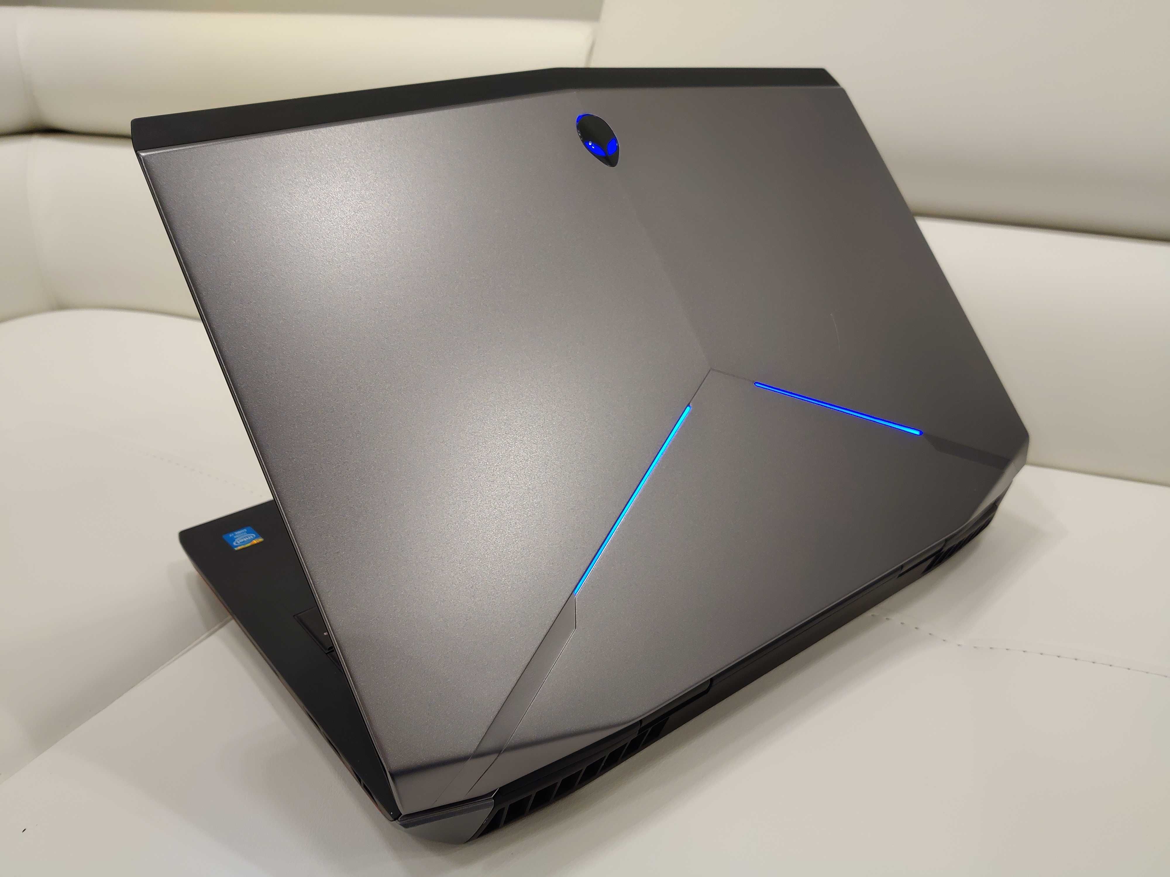 laptop gaming ALIENWARE ,intel core i7 ,display mare de 17,3 inch