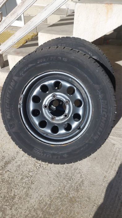 Anvelope complete Suzuki Jimmy 205/70/R15