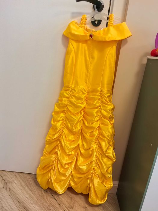 Рокля на Бел от "Красавицата и звяра"