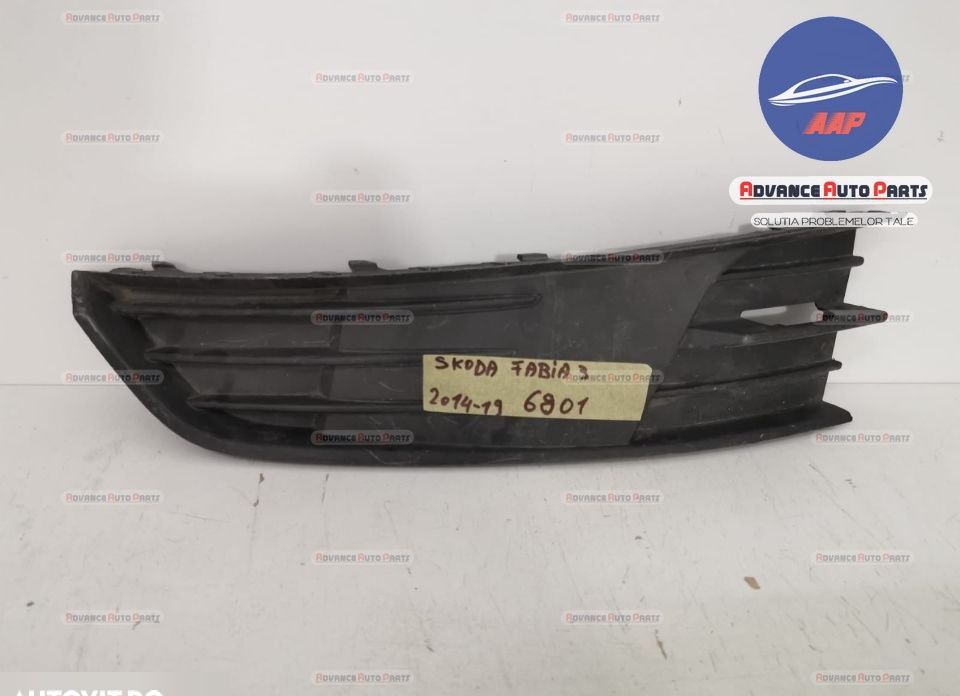 Шкода Фабия / Skoda Fabia NJ Ляв оригинален проекторенgrille в добро с
