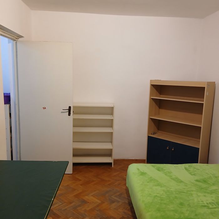 Închiriez apartament 2 camere decomandate, etaj 1, zona centrala Sibiu