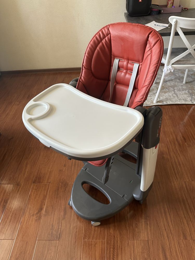Продам стульчик для кормления PEG PEREGO TATAMIA