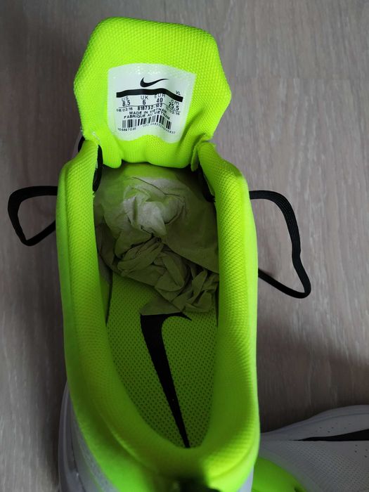 Дамски маратонки Nike