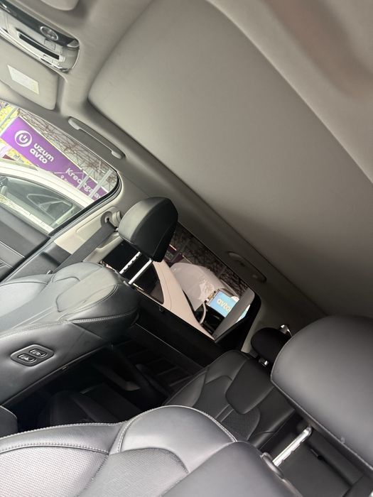 Kia sorento.  2023. Yil