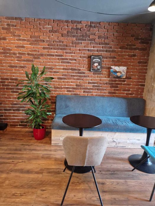 Vand afacere la cheie Cafenea,posibilitate Bar de zi