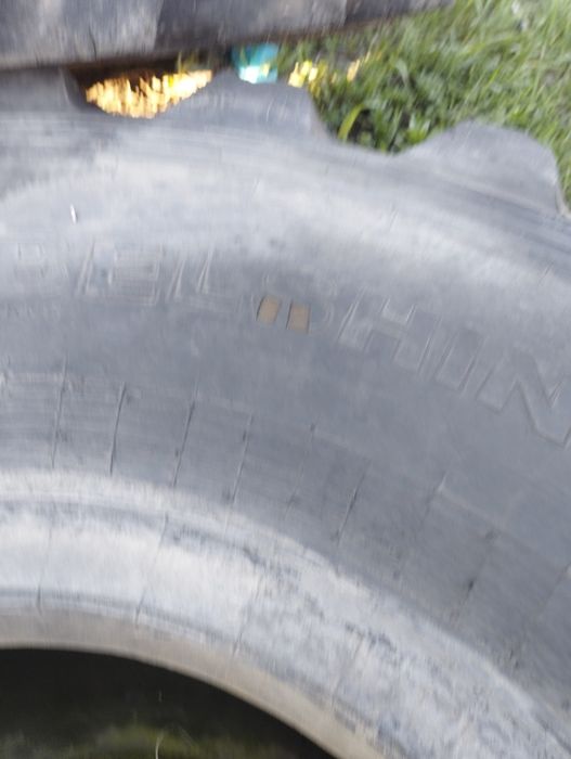 Продам шины на К 700 на септик