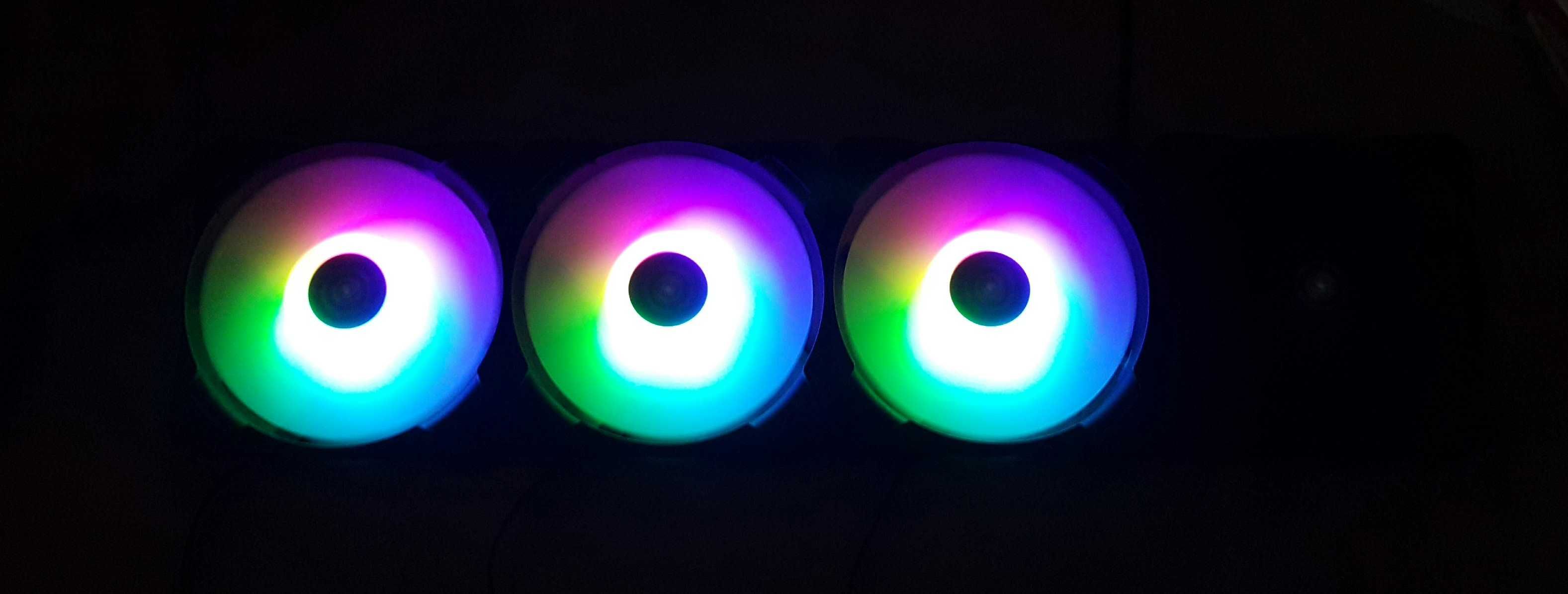 MSI Антивибрационные RGB-вентиляторы MSI 12025
