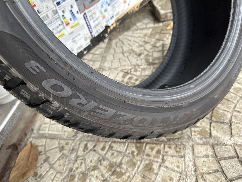 2x2 зимни гуми 235/40/19 96W Pirelli и Maxxis