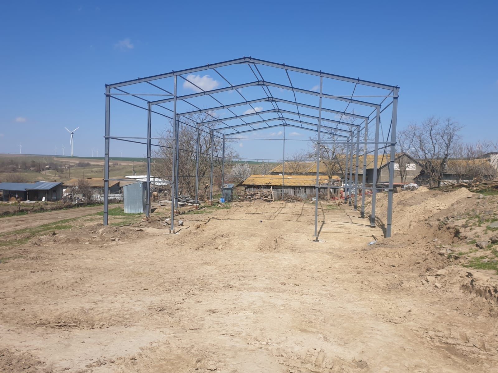 -vând structură metalică oriunde în țară transport inclus gratuit
-fac