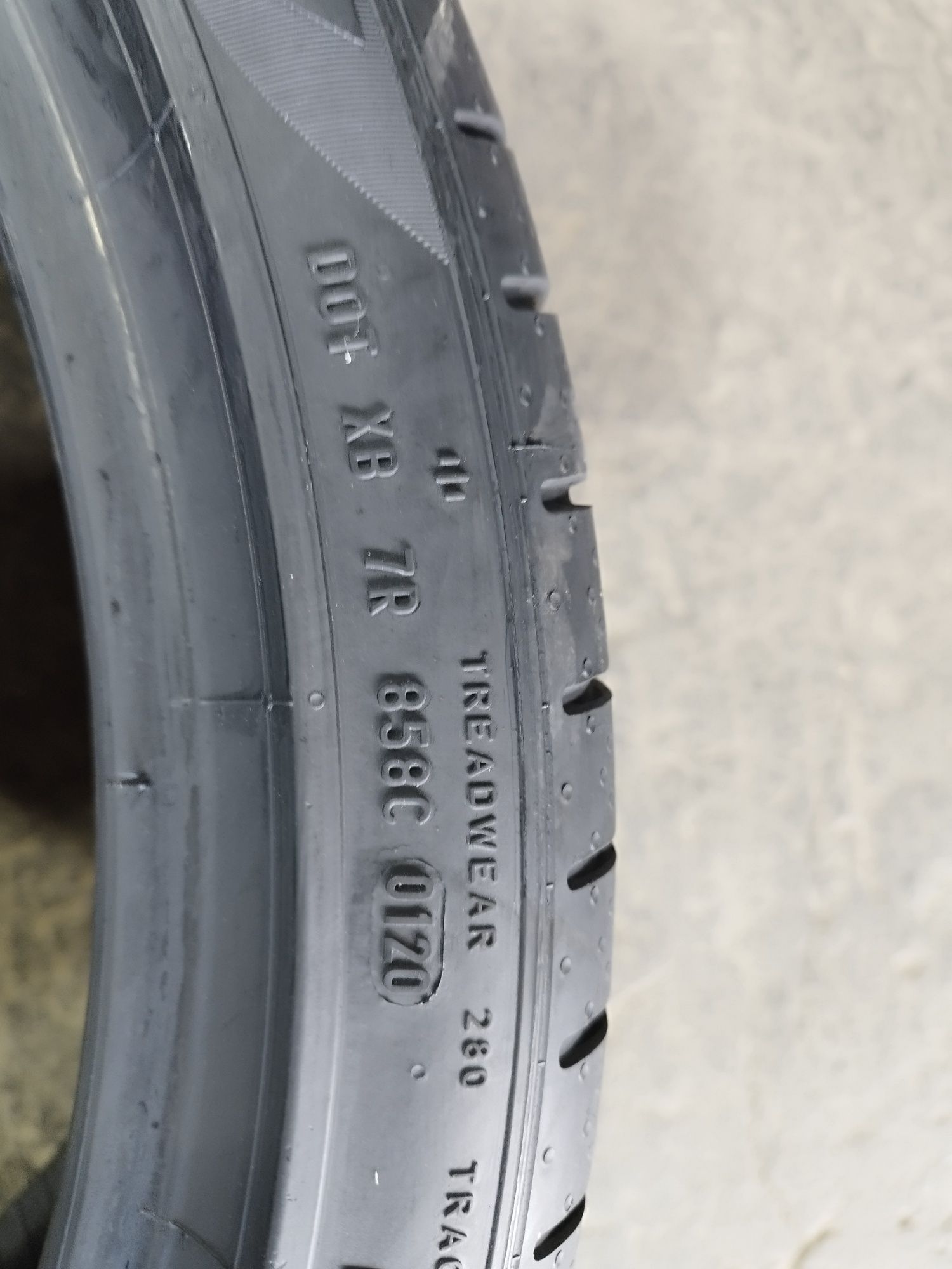 2 anvelope de vară Pirelli 315/30/22,dot 2020