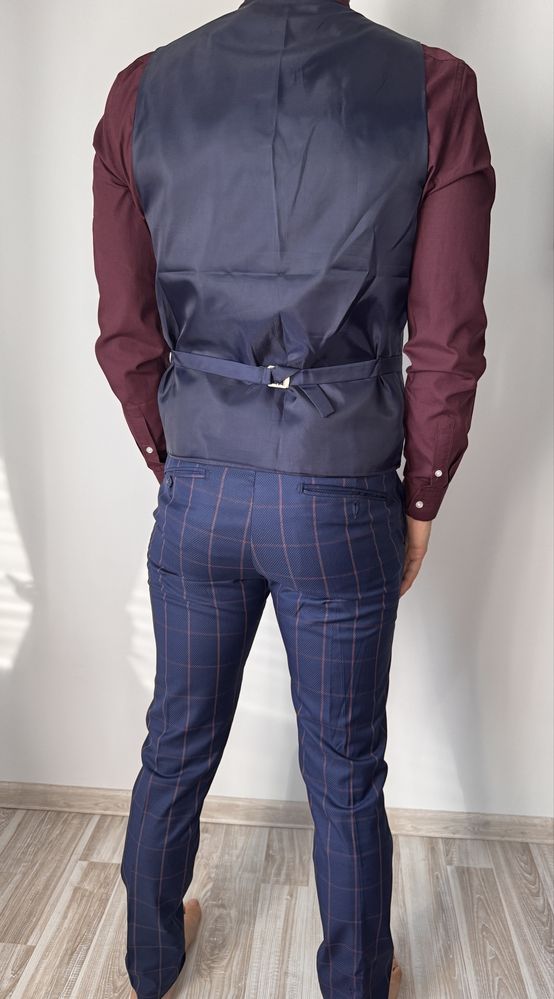 2 Pantaloni + 2 vesta, 2 modele
