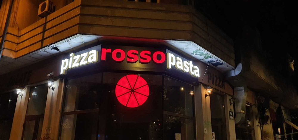 Firme  luminoase ,Litere volumetrice