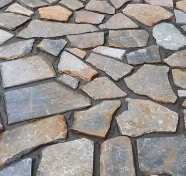 Piatra de munte decorativă pentru design autentic