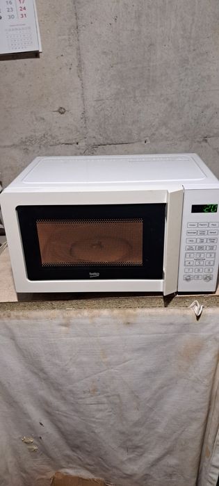 Cuptor Microunde beko