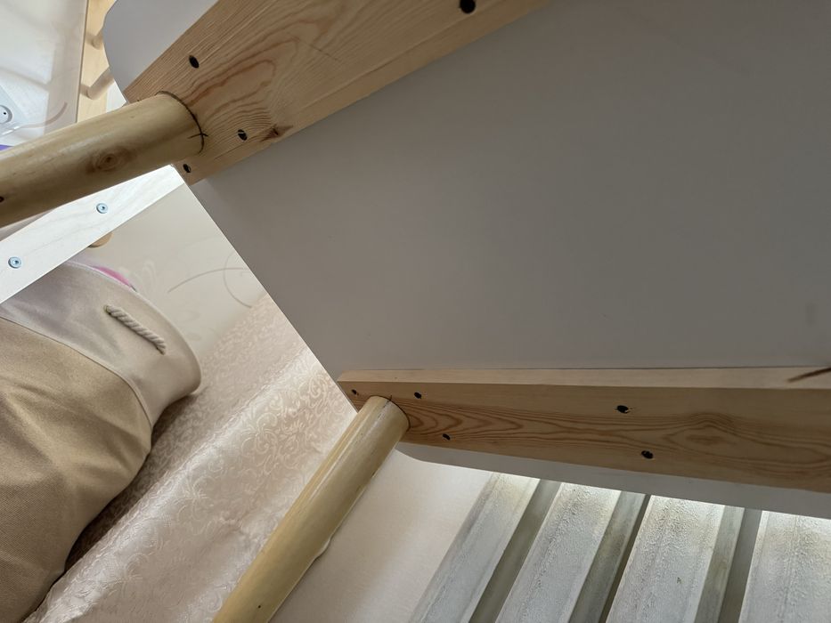 Стол и стулья детские