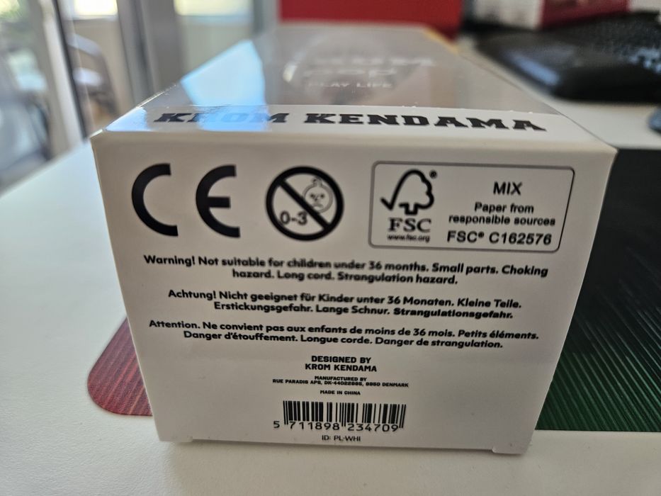 Kendama Krom Pop LOL sticky lucios alb, nou (curier)