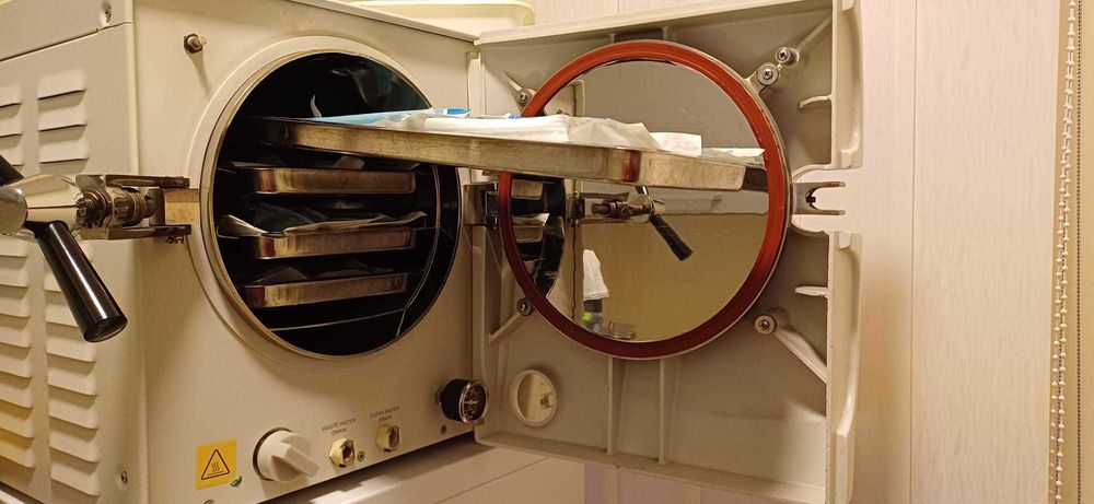 Vand aparatura si instrumentar stomatologic