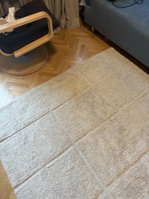 Килим от вълна и памук