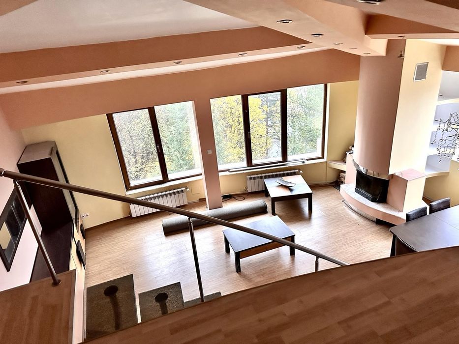 Дава се под наем Тристаен апартамент в София, Драгалевци - 150 кв.м за 975 € - Снимка #1